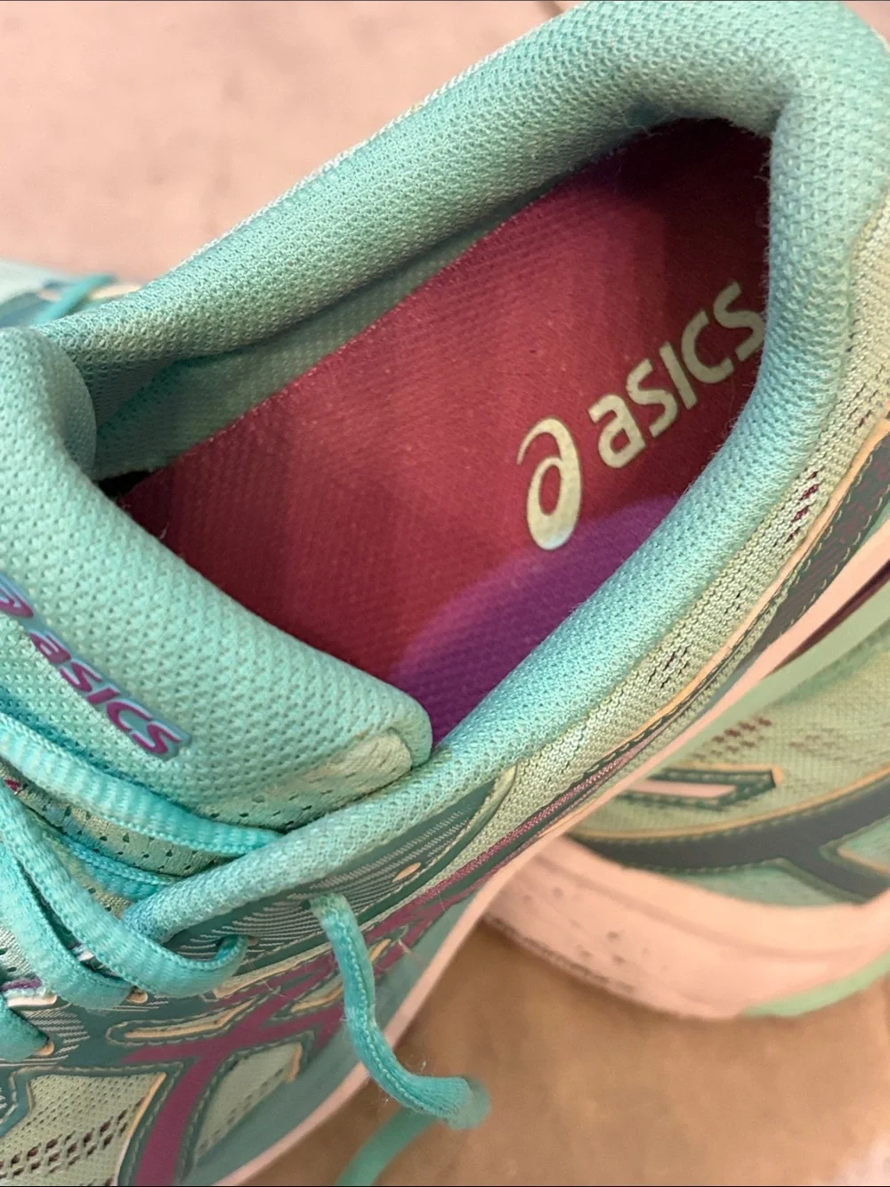 ASICS 10 Women's GT-1000 5 Mint Orchid Cockatoo Running Sneakers